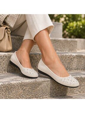 Sparkling Rhinestone Embellished Bling Round Toe Ballet Flats Slip-On Shoes